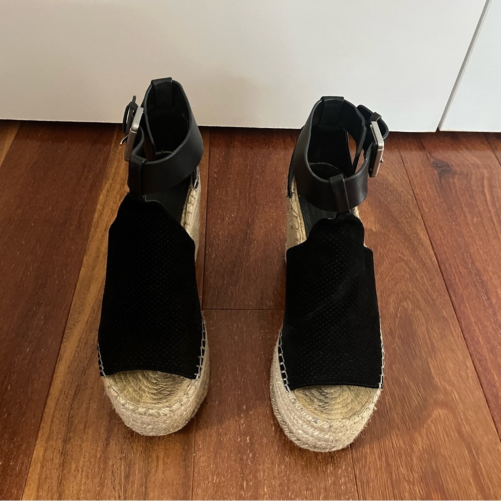 Marc Fisher black wedges size 7.5